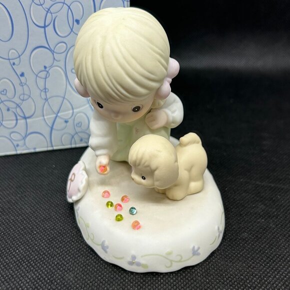 Precious Moments "Growing in Grace Age 8" figurine - Picture 2 of 5